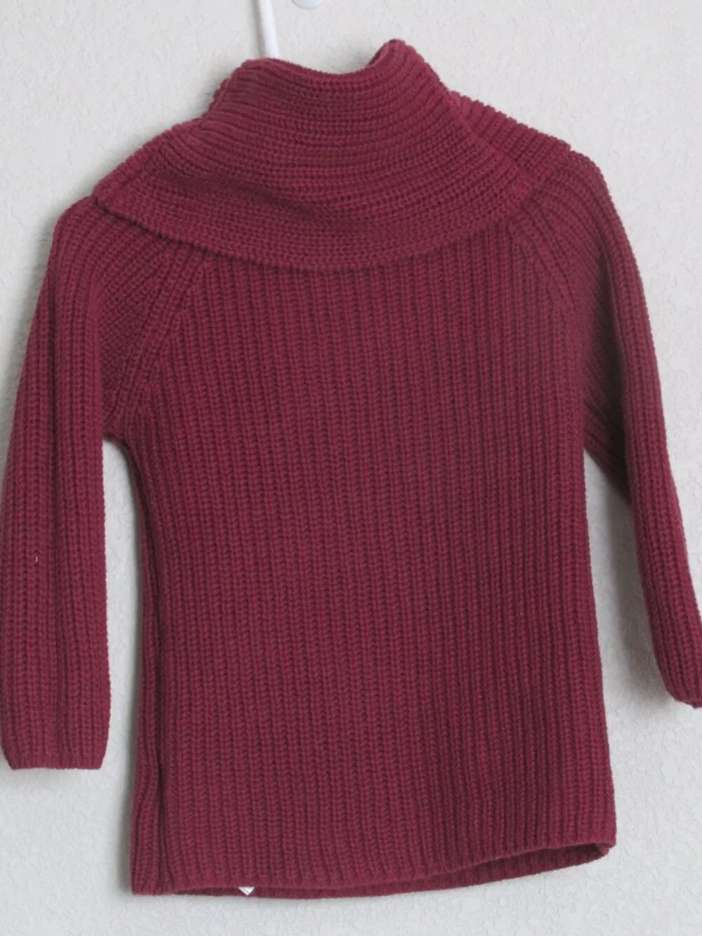 Old‎ Navy Pullover Turtleneck Sweater Toddler Girls  2T Burgundy Red Long Sleeve